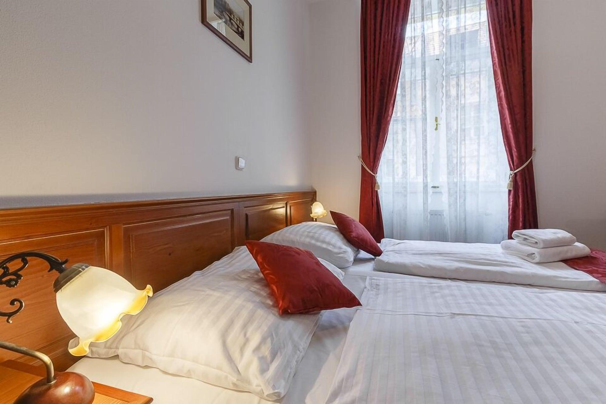 Hotel Liliova Prague Old Town Εξωτερικό φωτογραφία